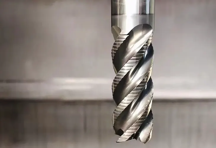TonZa Herstellung | Vorhersage der Standzeit beim CNC-Fräsen mit Hilfe rekurrenter neuronaler Netze